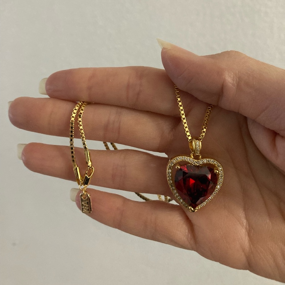 New Vanessa Mooney the ruby heart necklace gold - Picture 11 of 12